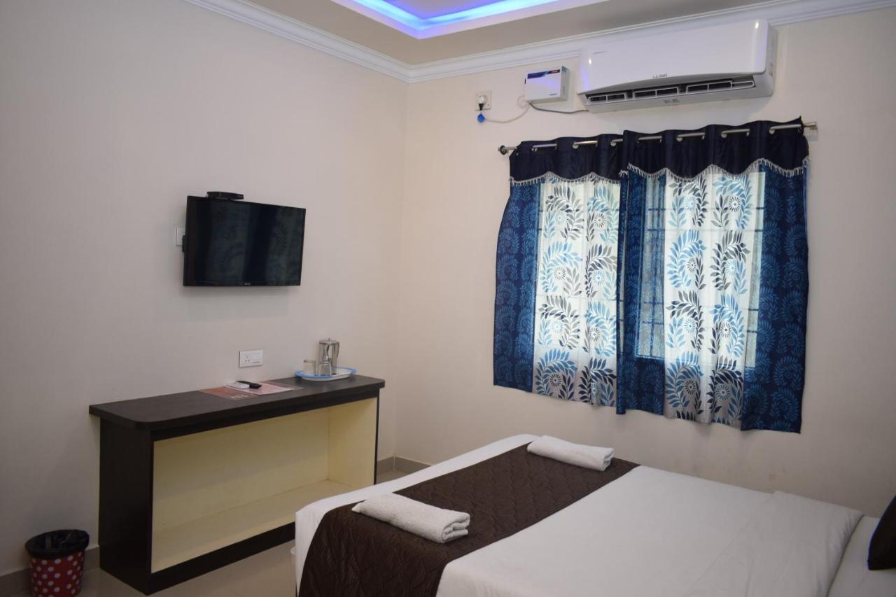 Bouvana Residency Pondicherry Exteriör bild