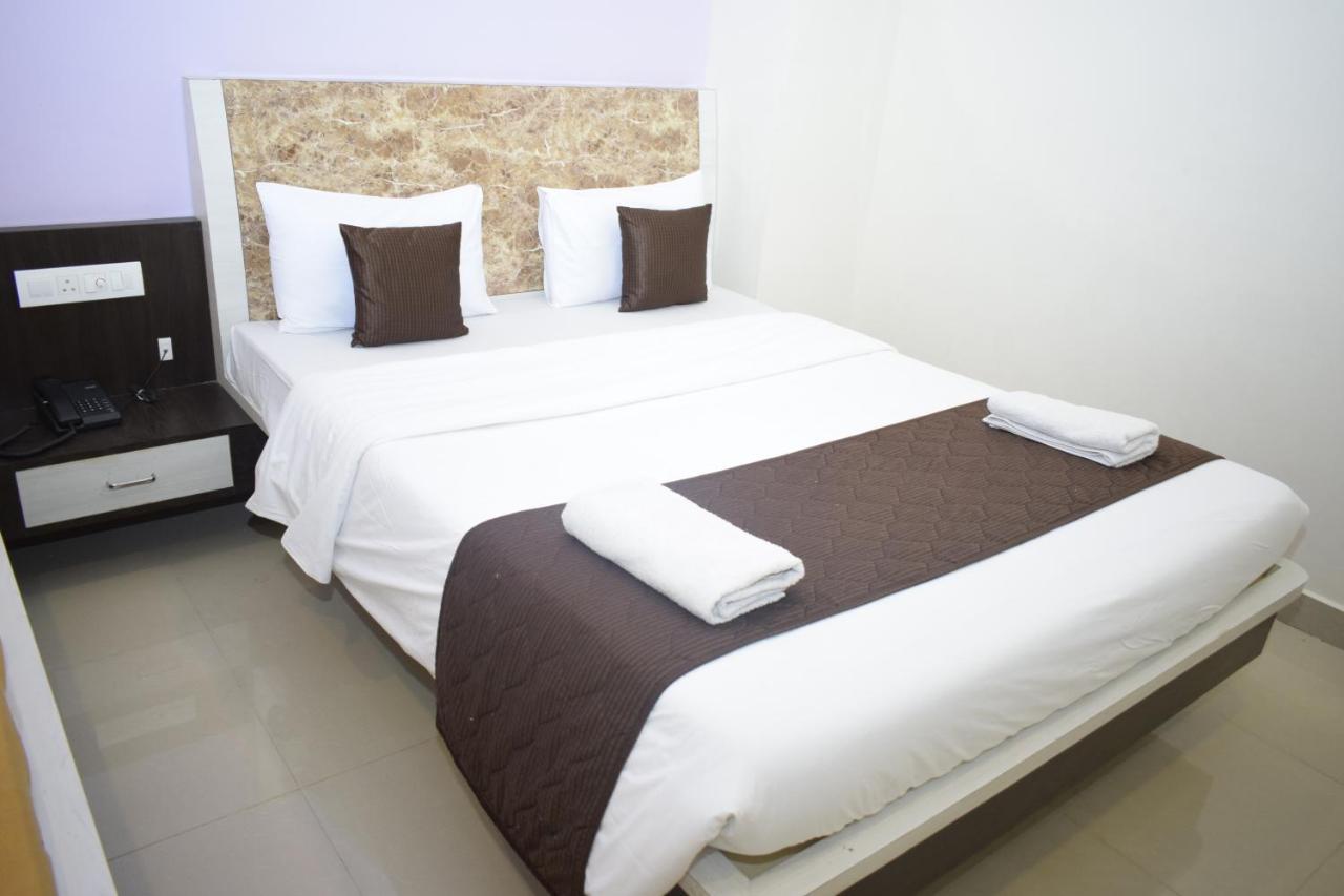 Bouvana Residency Pondicherry Exteriör bild