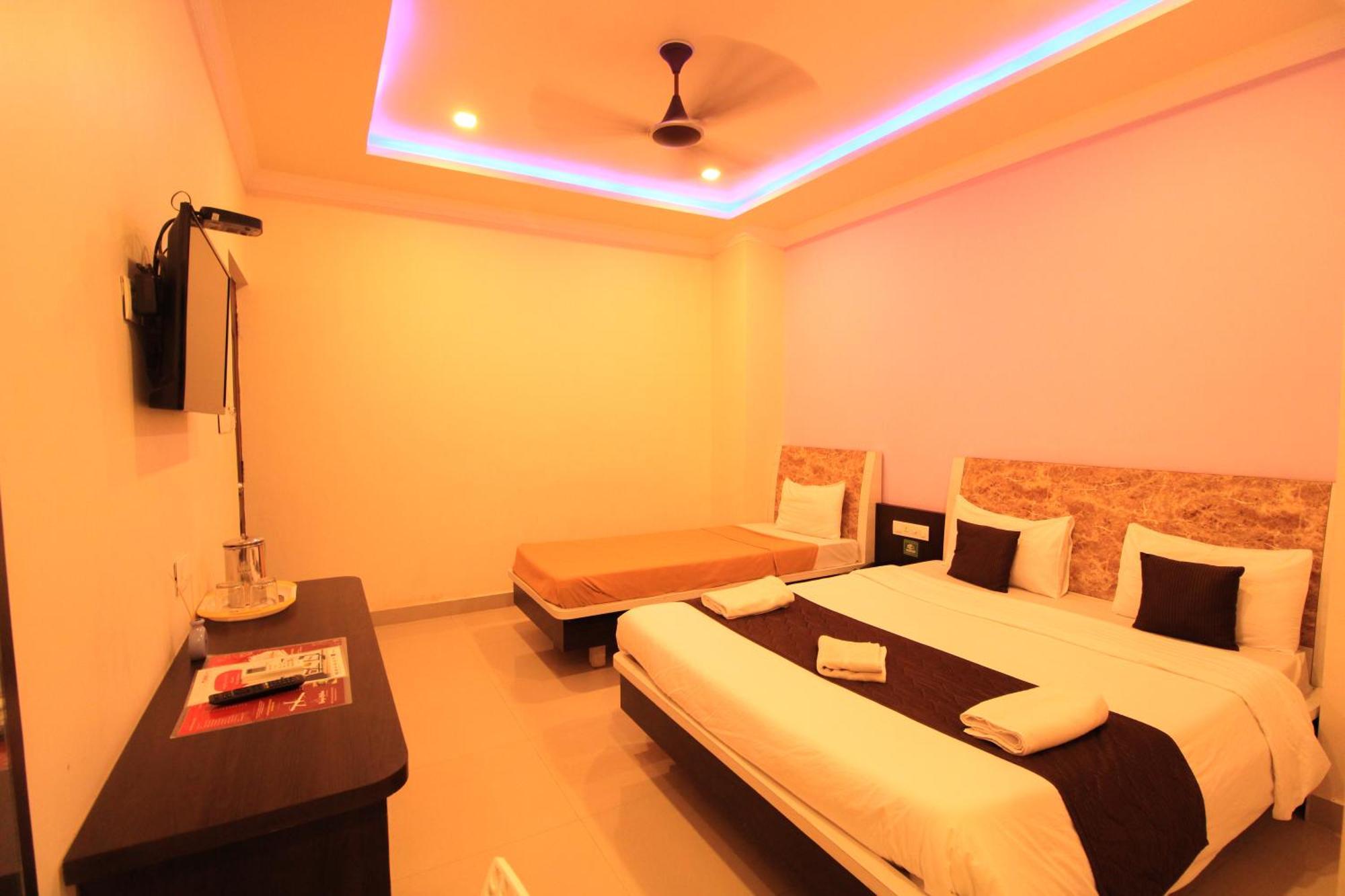 Bouvana Residency Pondicherry Exteriör bild