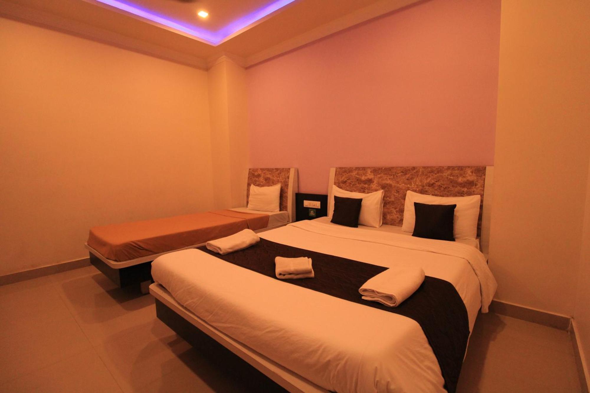 Bouvana Residency Pondicherry Exteriör bild