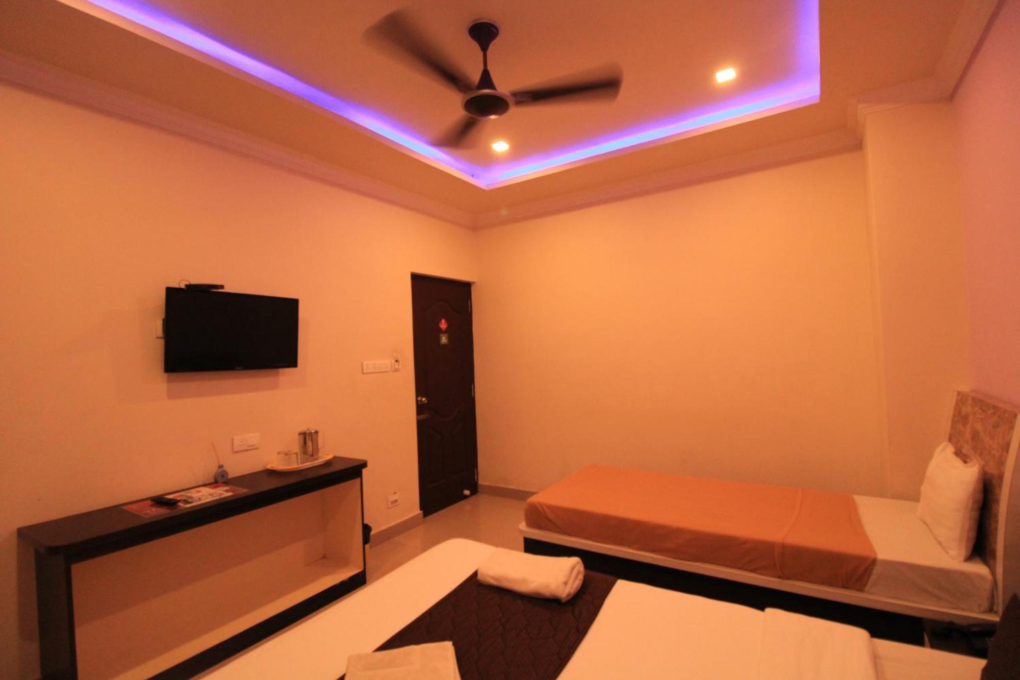 Bouvana Residency Pondicherry Exteriör bild