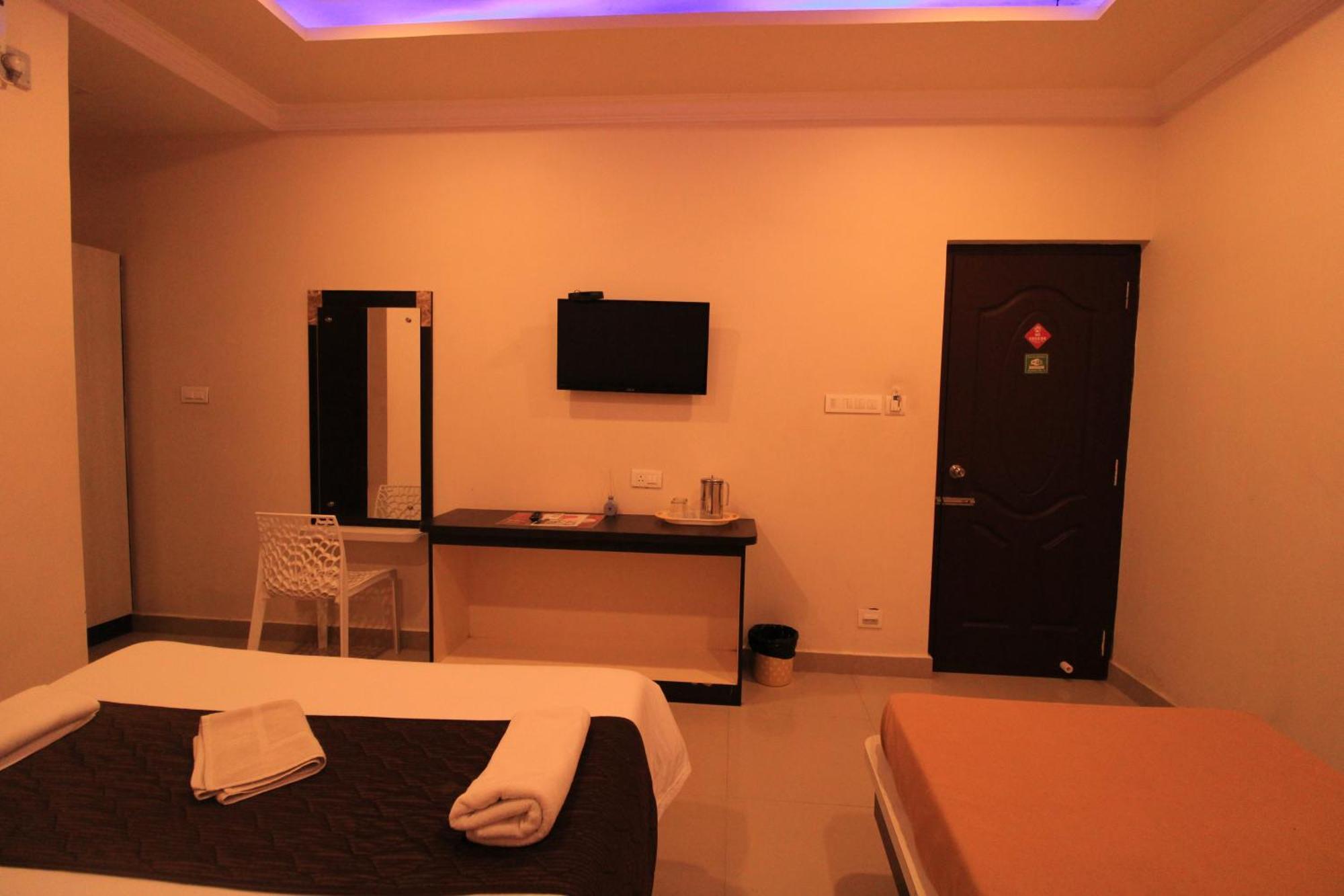 Bouvana Residency Pondicherry Exteriör bild