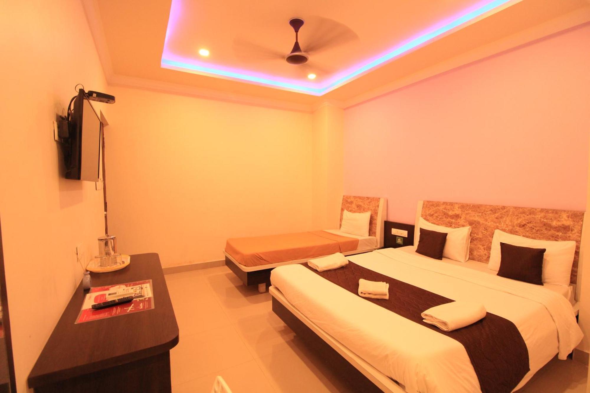 Bouvana Residency Pondicherry Exteriör bild